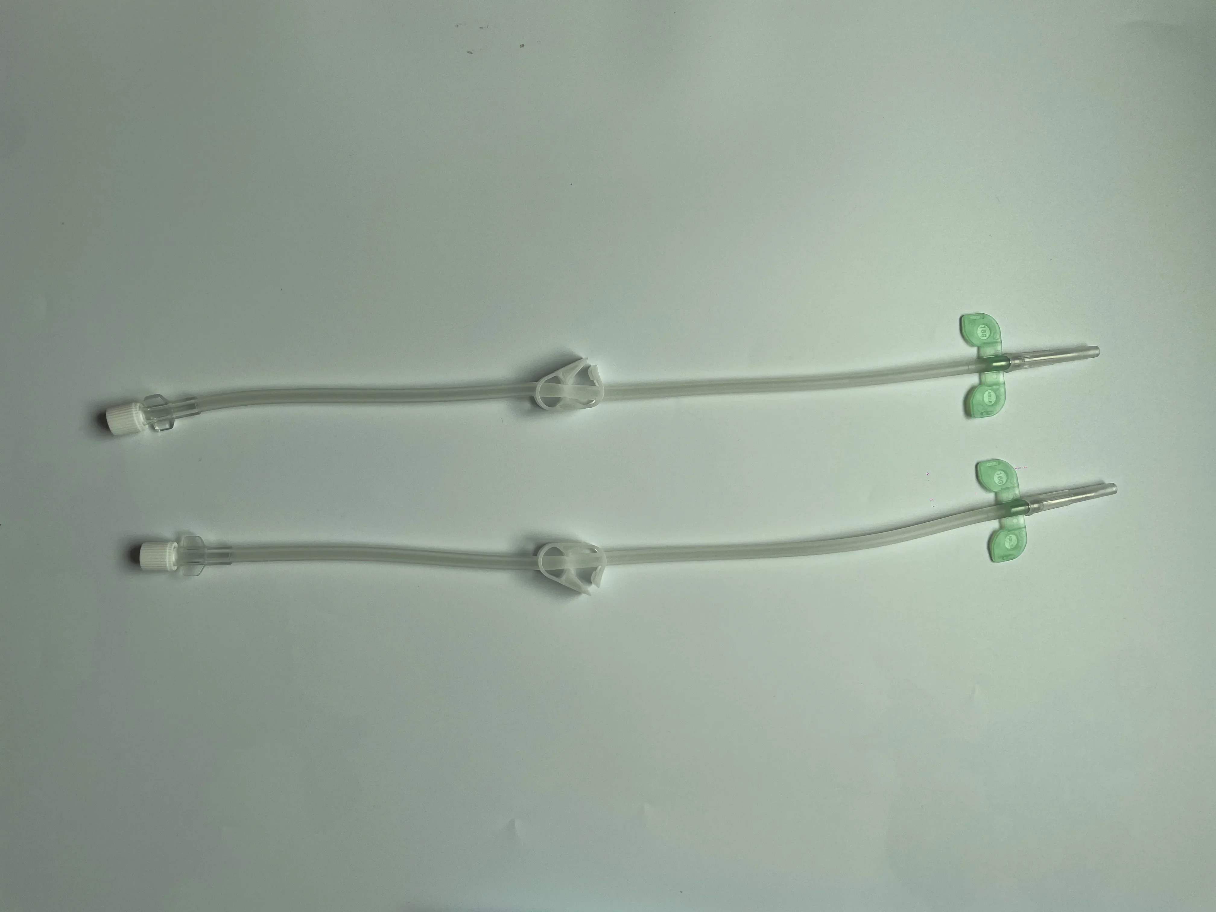 Одноразовый комплект для диализа вращения AV Fistula 15Ga/16Ga/17Ga вращающийся CE ISO