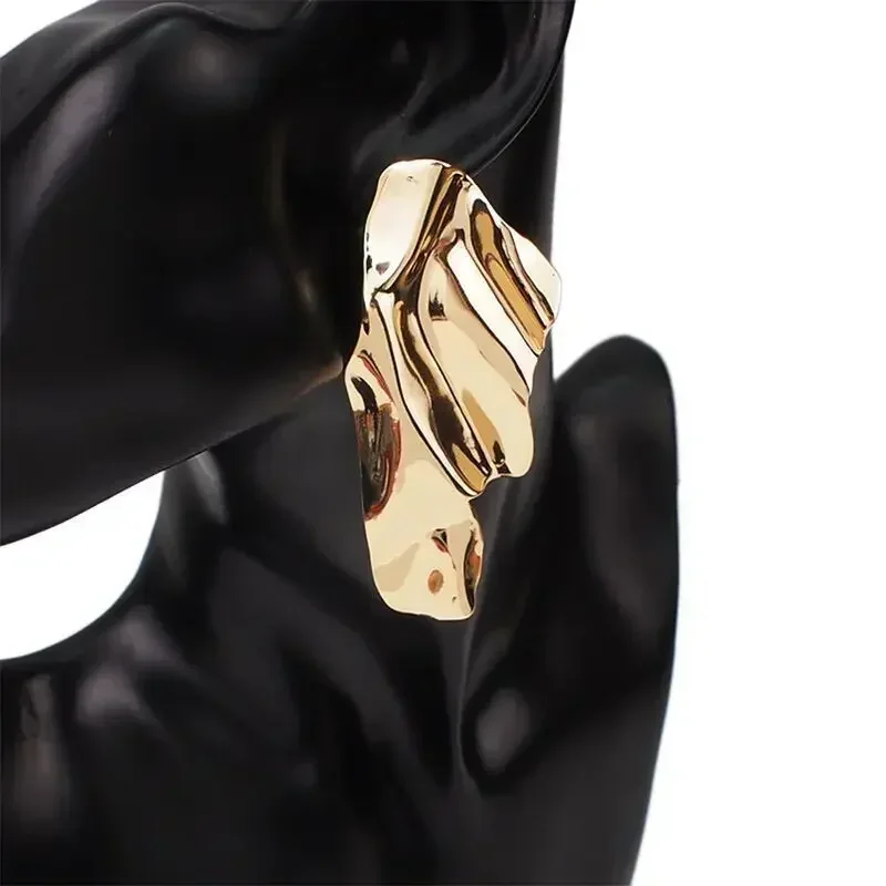 Женские винтажные серьги-гвоздики