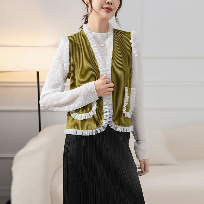 

Miyake Pleated Vest Coat Women's 2022 Autumn New Fungus Pocket French Classic Style Design High-end Coat Fashion