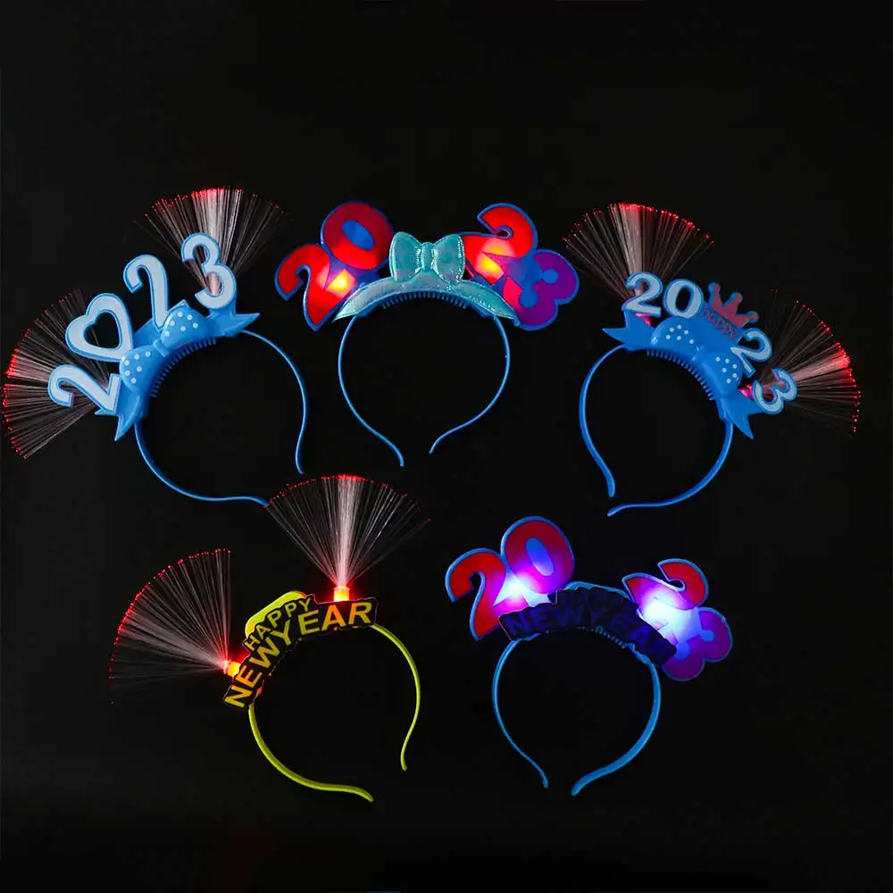 

2023 Blinking LED Glow Headband Flashing Letter Crown Fiber Happy New Year Hair Hoop Gift Party Decoration Favors Random Color