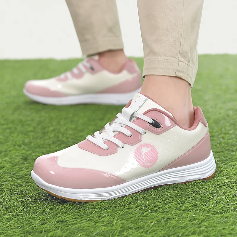 Couple Golf Shoes Fashion Women and Men Color Changing Golf Shoes Outdoor Anti Slip Walking Shoes Brand Waterproof Sneakers Men