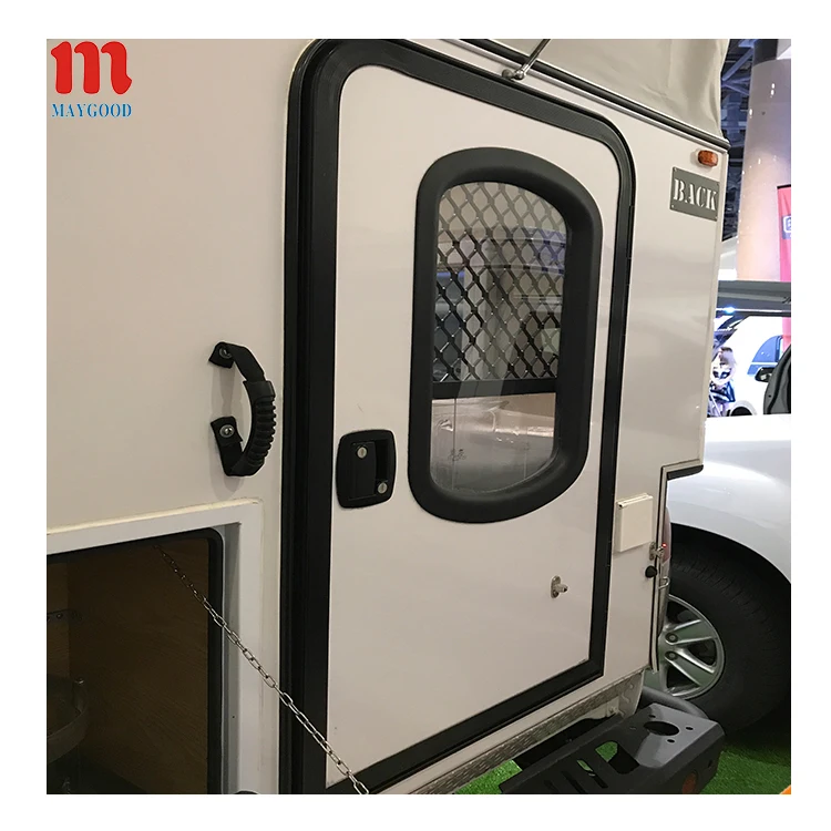 Ситроен джампер задние двери h3. Сдвижная дверь фургона. Рено мастер 2012. Задние двери автомобиля фургона. Дверь для автодома.