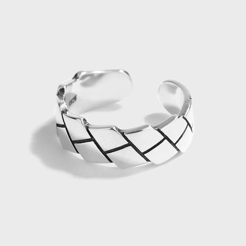 

Винтажное Открытое кольцо в стиле Instagram корейской версии из стерлингового серебра с асимметричной гладкой бриллиантовой решеткой, расшире...