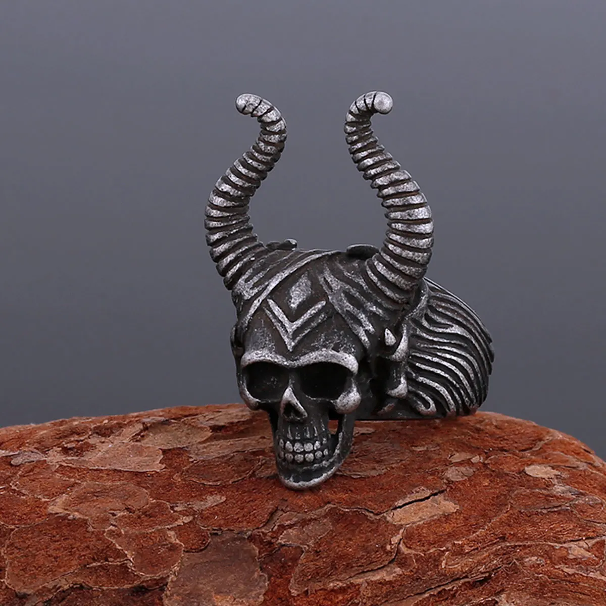 

New Odin Viking Ghost Head Ring Nordic Men's Retro Skeleton Fashion Personality Ring Scandinavian Amulet Jewelry Wholesale
