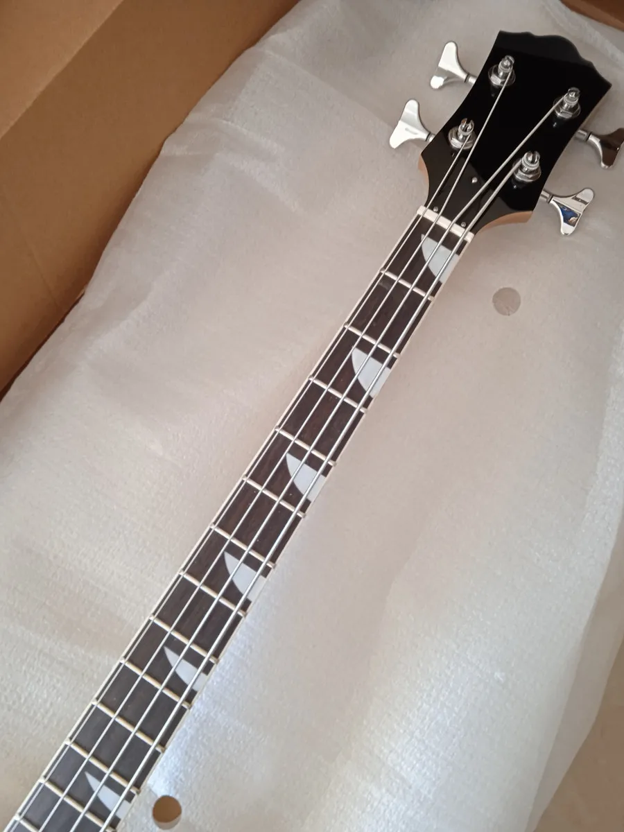 Новая 4-струнная деревянная электрогитара с натуральным глянцем для левшей