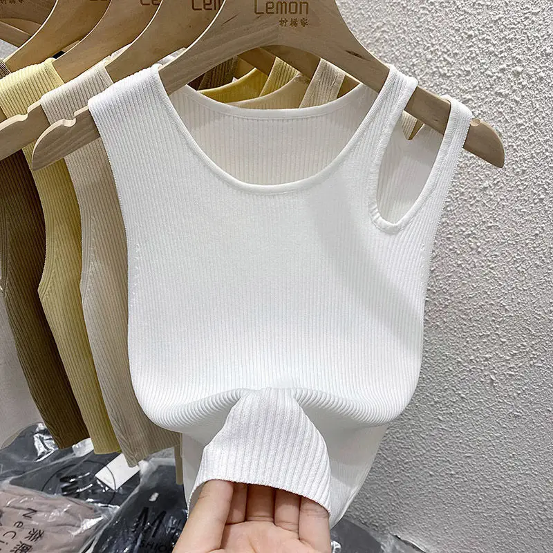 

Женский летний вязаный жилет с вырезами, белая футболка без рукавов из вискозы с открытыми плечами