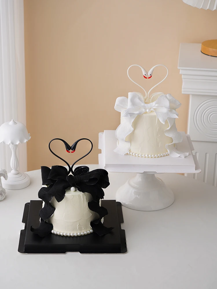 

Romantic Swan Cake Decoration Topper Valentine's Day Baking Decor Ornament Birthday Wedding Supplies Gifts Girl Lover