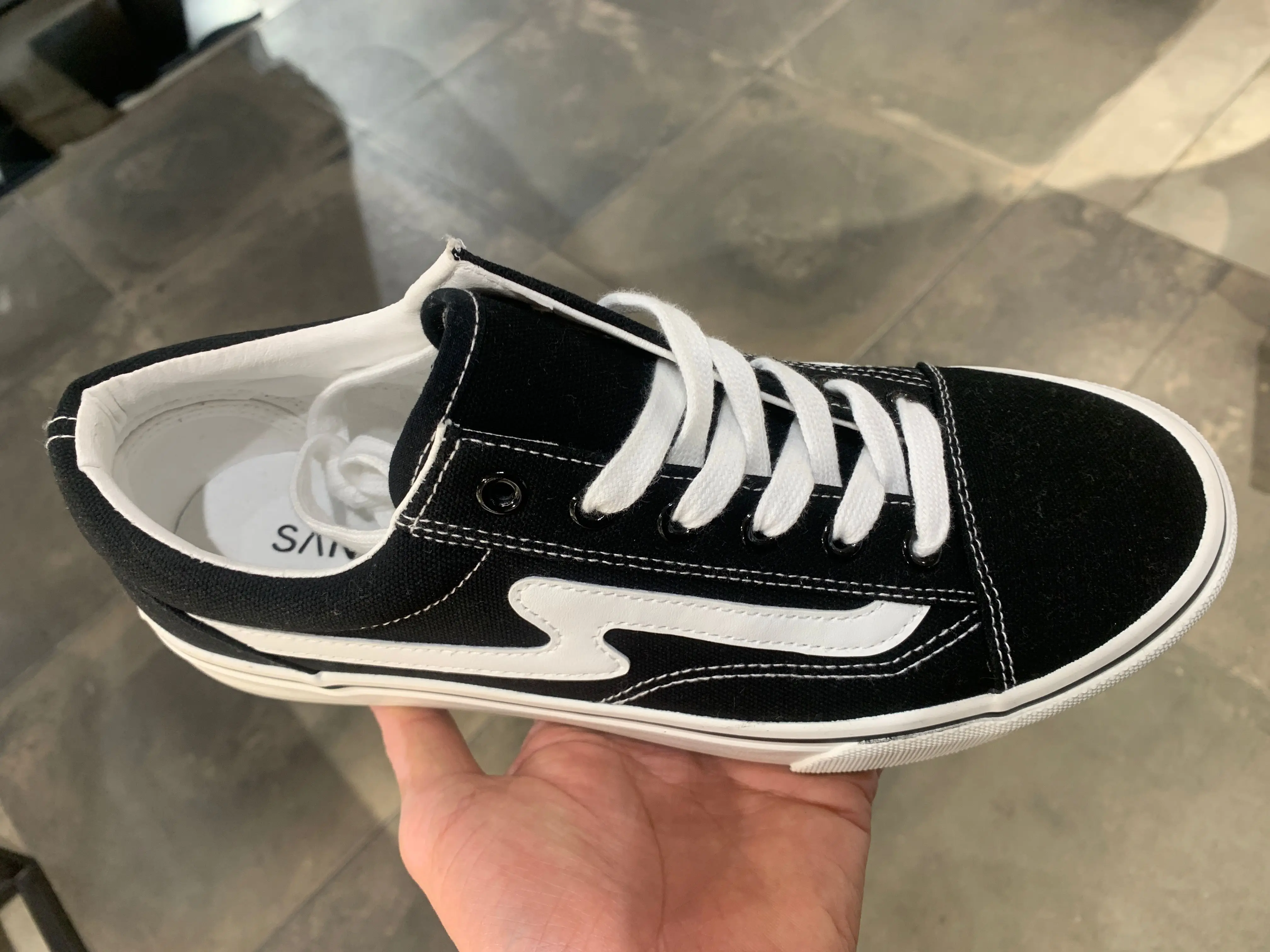 

Outdoor Vans Sk8-Low Reissue S Old Skool Canvas Shoes Vulcanized Shoe Lightning Pattern Men/Women Street Sneakers Size 35-44