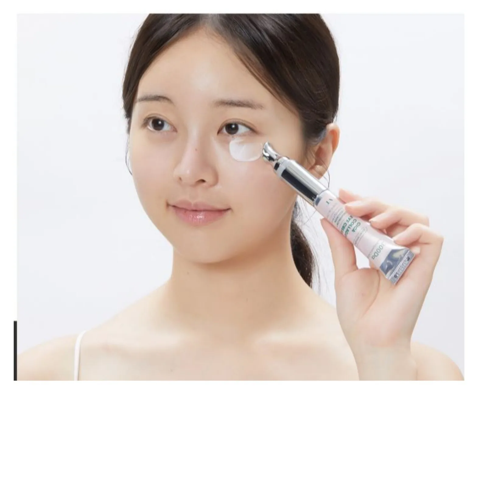 Фото VT Cosmetic 300Da Hydrolyzed Cica Collagen Eye Cream - Укрепляющий и увлажняющий крем для глаз с гидролизованным коллагеном и центеллой, 15 мл №4