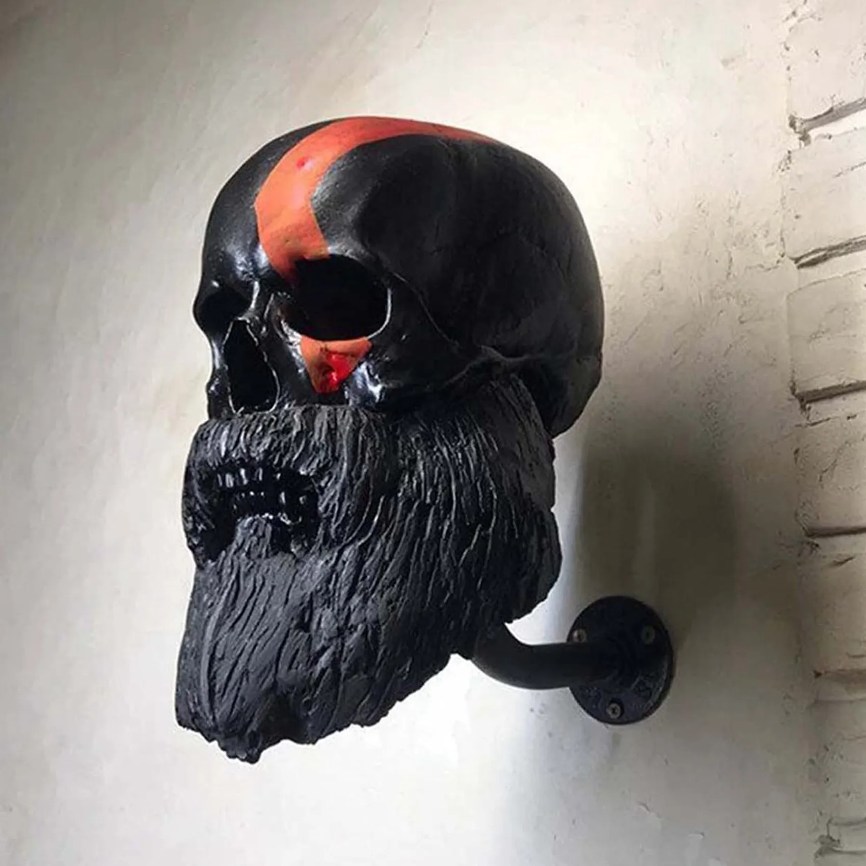 Фото Держатель для мотоциклетного шлема WF-Skull Head, настенный держатель для шлема, незаменимый для декора стен и подставки под шлем. №3