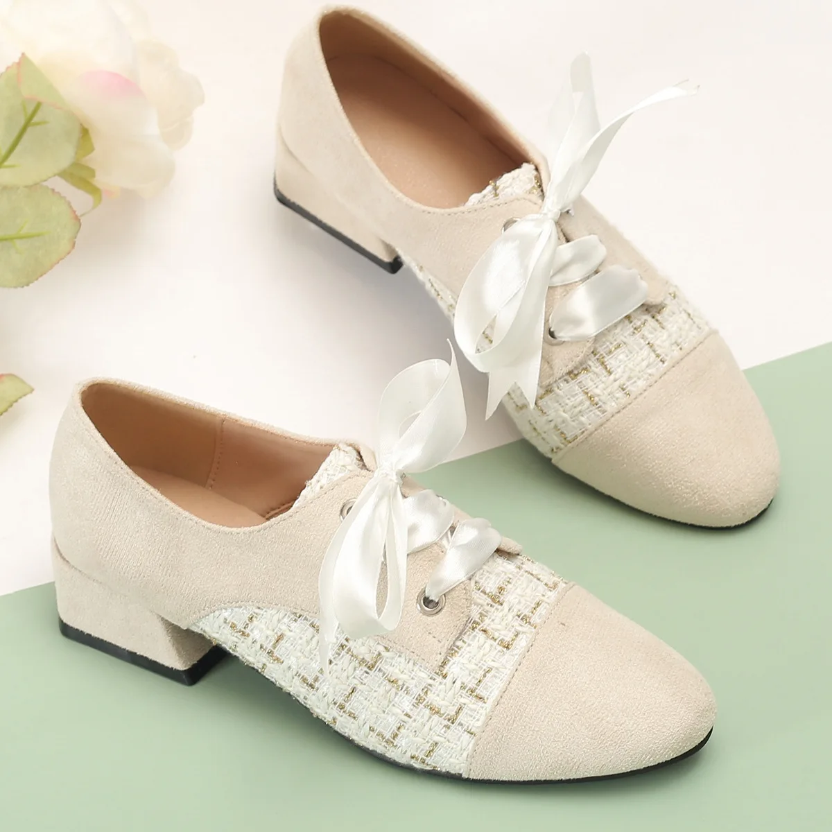 

Женская обувь, удобная и элегантная Осенняя женская обувь с острым носком, разные цвета, большие размеры, осеннее платье, Новая Осенняя обувь из искусственной хлопчатобумажной ткани Rom