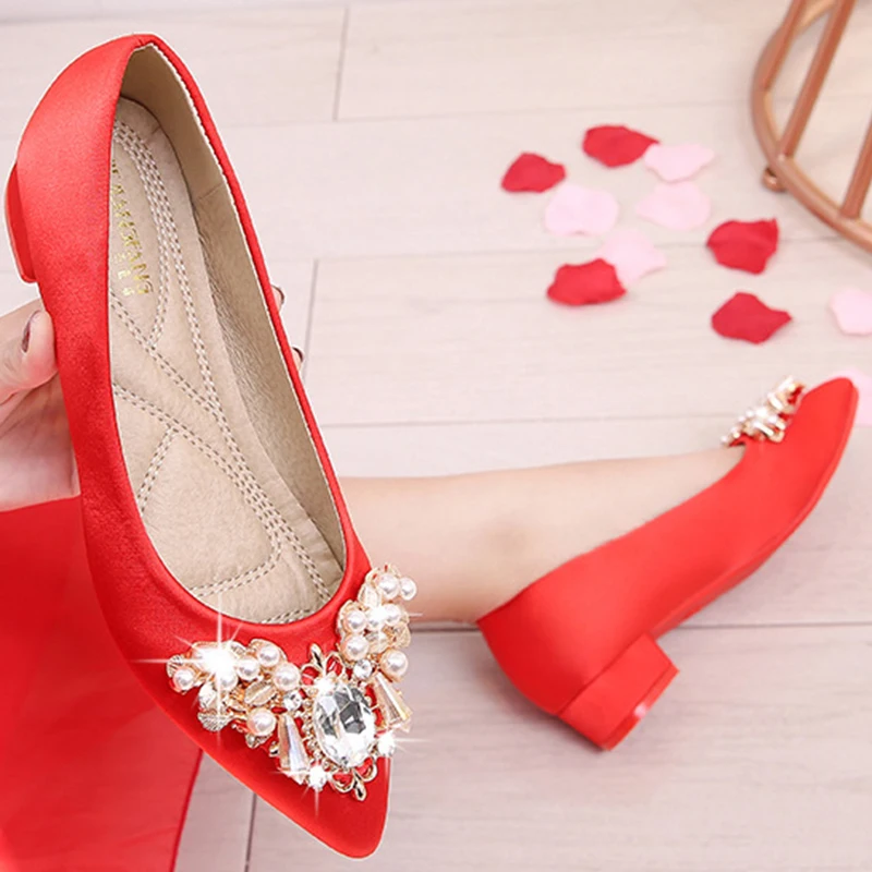 

Wedding Beads Crystal Pointed Toe Flock Ballet Flats Women Moccasins Slip on Flats Shoes Women Pearl Diamond Silk Ballerina Femm