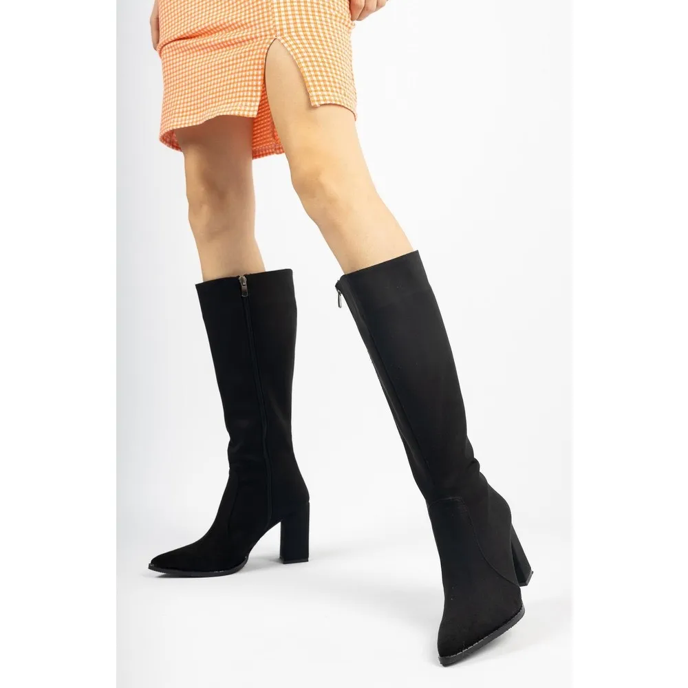 

Dorlie Women Boot MD1086-117-0001