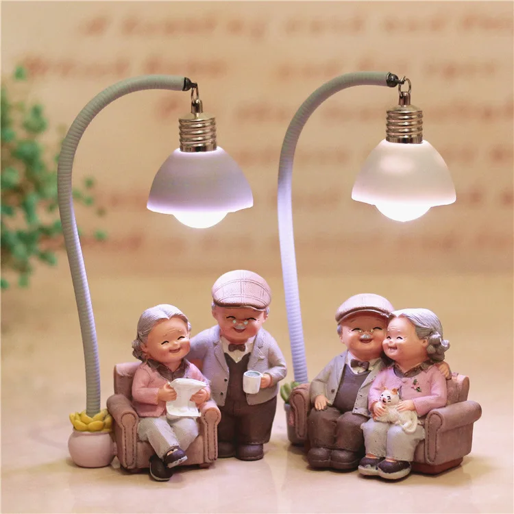 

Creative Lovers Figurines with LED Light Wedding Anniversary Gifts Night Lights Bedroom Decoration Birthday Gifts Home Decor