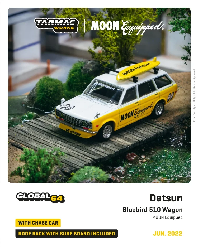 Tarmac Works 1:64 Datsun Bluebird 510 Wagon MOON Оборудованный