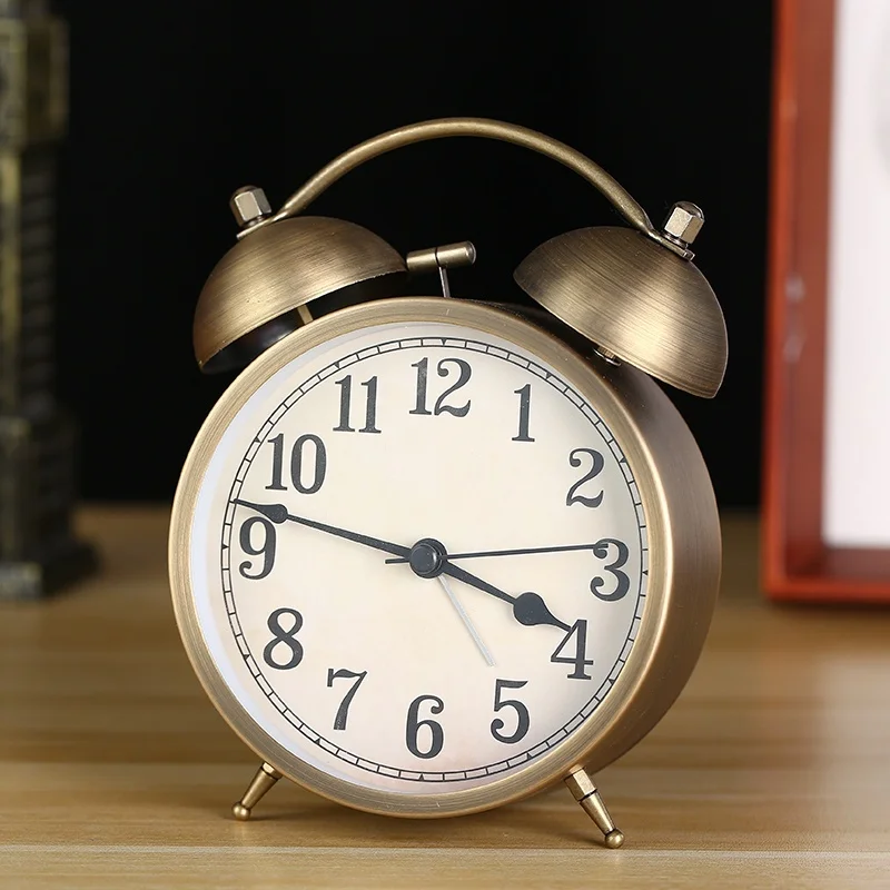 

European style retro alarm clock mute creative primary and secondary school students use lazy bedside machine super large sound
