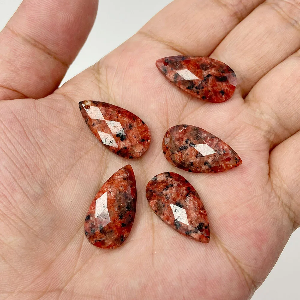 Подвеска из натурального камня тигровый глаз 13 х25 мм