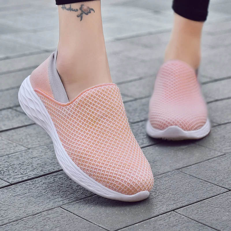 Casual Sneakers Lightweight Men Walking Shoes Breathable Comfortable Women Falts Shoes Slip-on