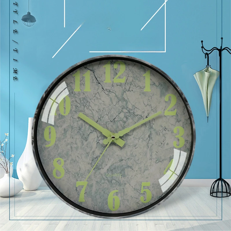 

Настенные кварцевые часы светильник, оригинальные эстетические настенные украшения для гостиной с необычным интерьером