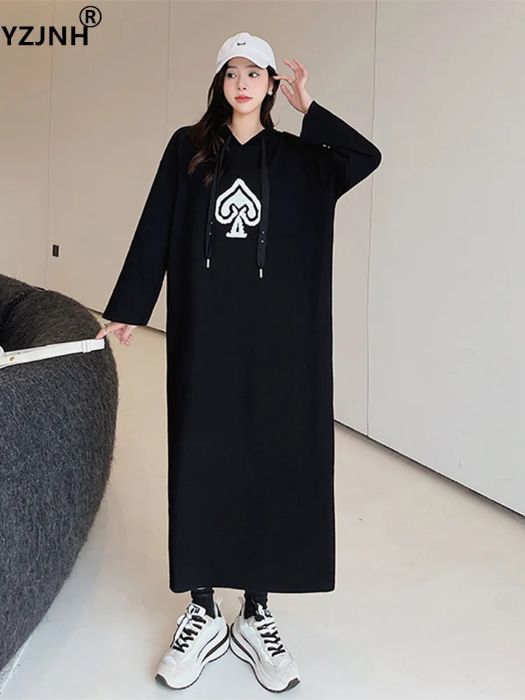 

Новинка Осень-зима 2023 женское длинное платье YZJNH Корейская версия свободное расклешенное платье с капюшоном с вышивкой и длинным рукавом Большие размеры