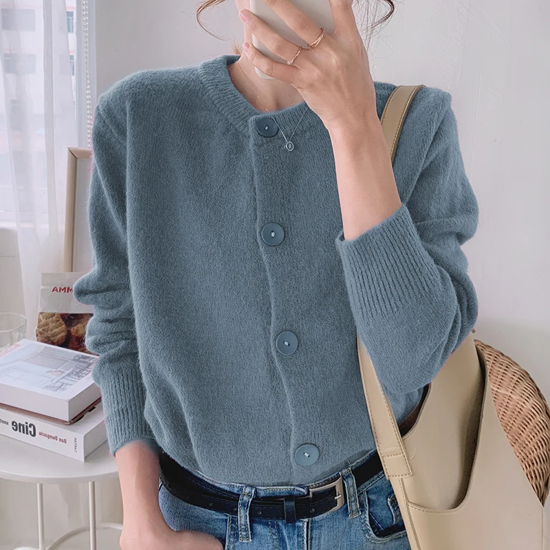 

2021 Winter Women Fashion Short Sweater Cardigan New Soild Color Wool Single Breasted Long Sleeve Cardigan Casual Sweater Coat