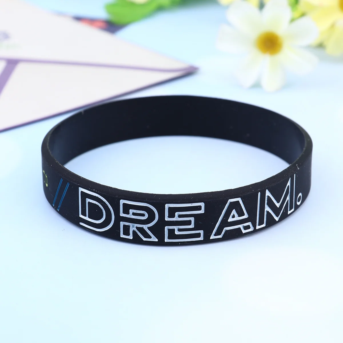 

4Pcs Wristbands For Men Motivational Wristband Elastic Inspirational Wrist Strap Bangle Gift for Adult Teens (Black Dream Be