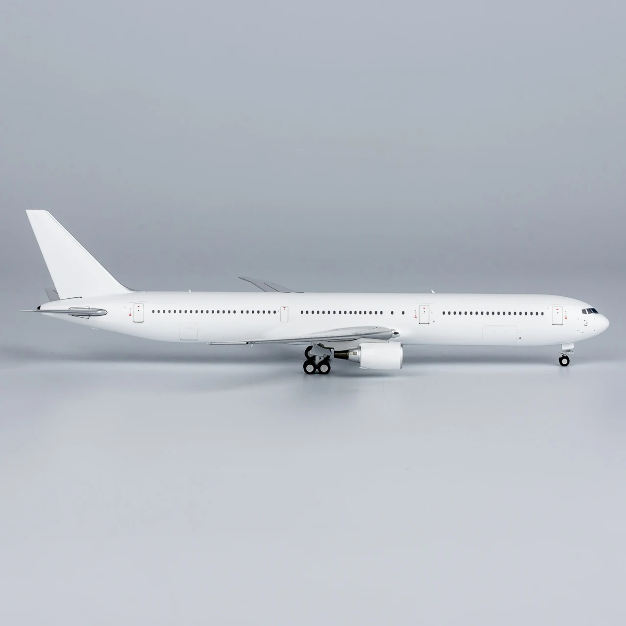 Коллекционный самолет из сплава 18000 подарочная модель NG 1:400 пустая Boeing B767-400ER