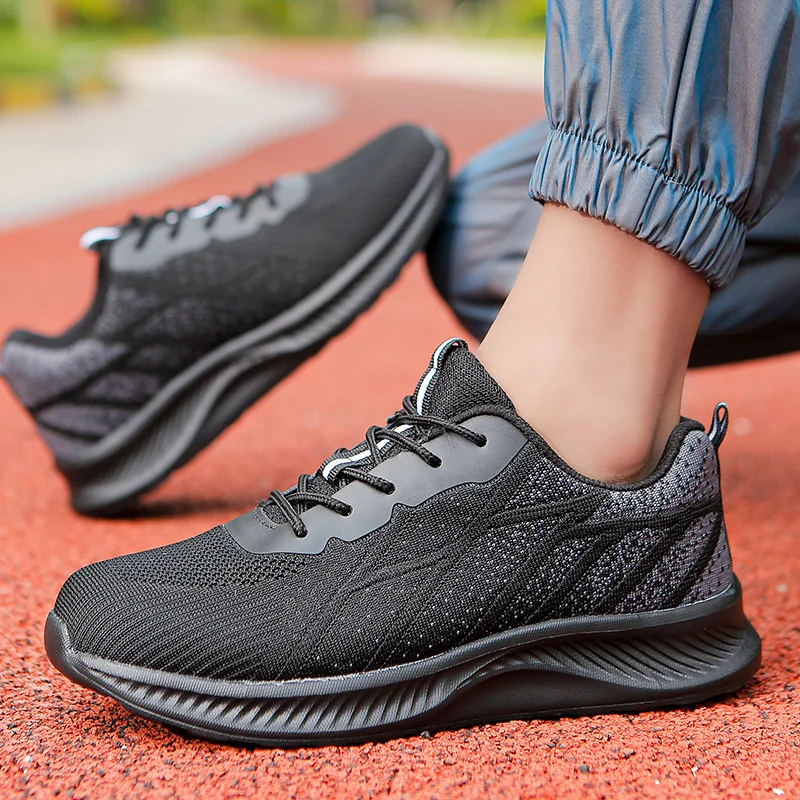 New Mesh Fly Woven Non-slip Men Shoes Lace-up Four Seasons Running Shoes Outdoor Comfortable Breathable Casual Male Sports Shoes