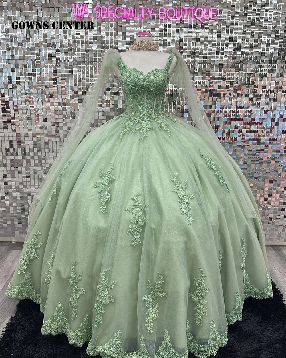 Sage Green Spaghetti Lace Appliques Quinceanera Dresses Tulle Ball Gown Birthday Gown Lace-Up Sweet 16 Dresses Cinderella robe