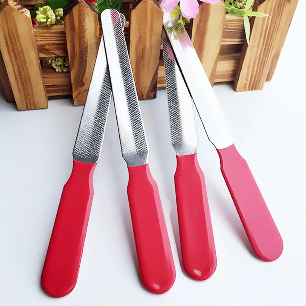 Электрическая пилка для когтей собак купить. Кошка с пилкой для ногтей. Пилка для когтей собак электрическая гриндер. Триммер для ногтей животных. Кошка с пилочкой.