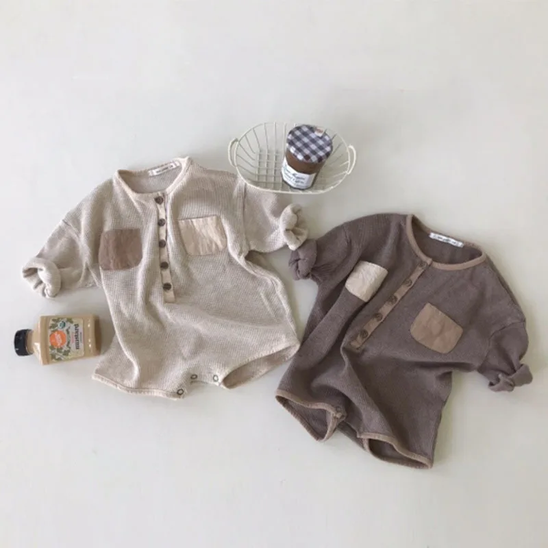 

Baby onesie spring and autumn boys and girls waffle cotton simple long-sleeved romper baby double pocket triangle romper