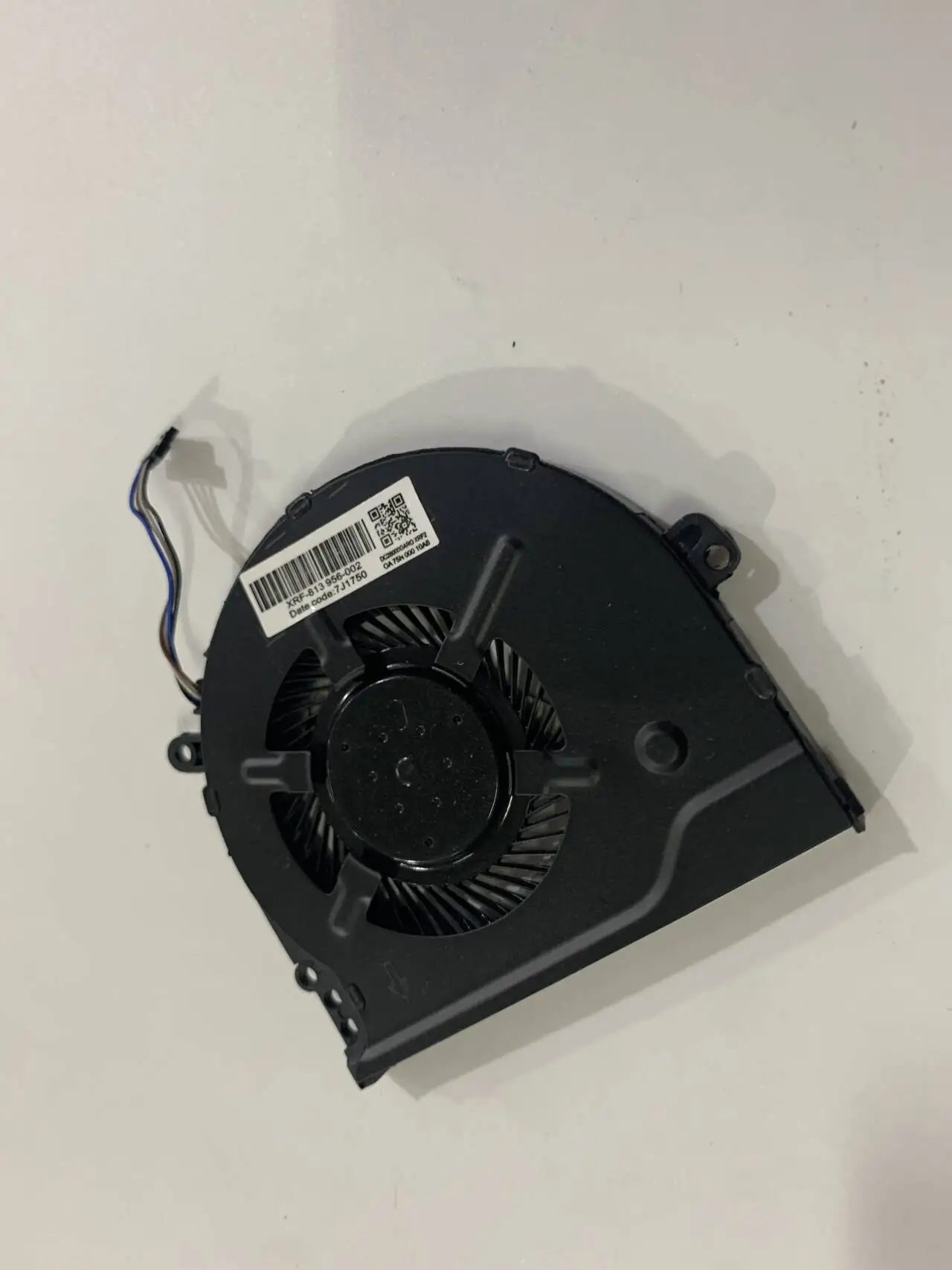 Фото Вентилятор охлаждения процессора ноутбука для HP Pavilion 15-CC 15-CC700 15-CC708TX 15-CC715TX 927918-001 15-CC 15-CK 14-BP 14-BK 15T-CC 14-BP №2