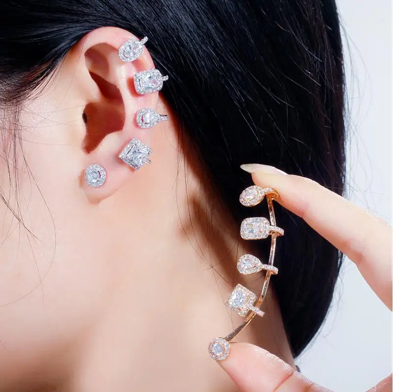 Серьги-гвоздики женские Асимметричные в форме сердца из розового золота |