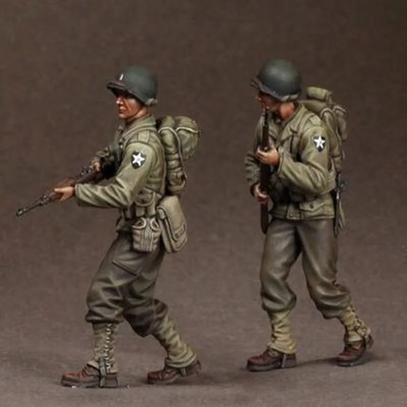 

NX 1/35 WWII Soldier Model Resin Model Kit Tumei Colorless Self-Assembling Resin Figure Military Action Figure