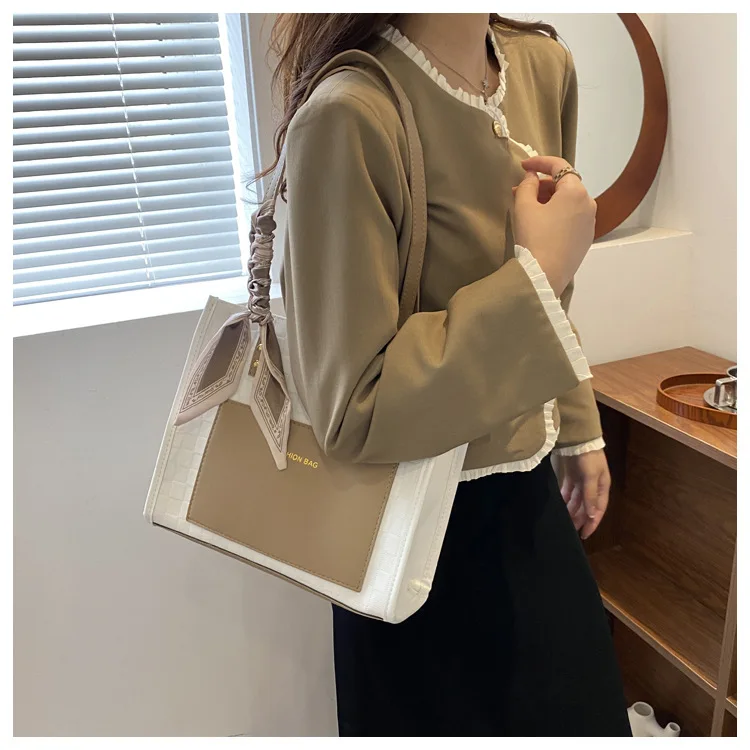Silk Scarf Decorative Temperament Commuter Bag Female Popular Style Texture One-shoulder Tote Bag