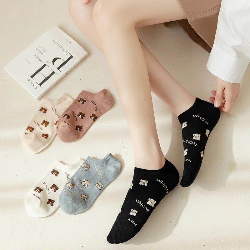

New cute bear socks Korean cotton socks ins tide Japanese cartoon student cotton socks