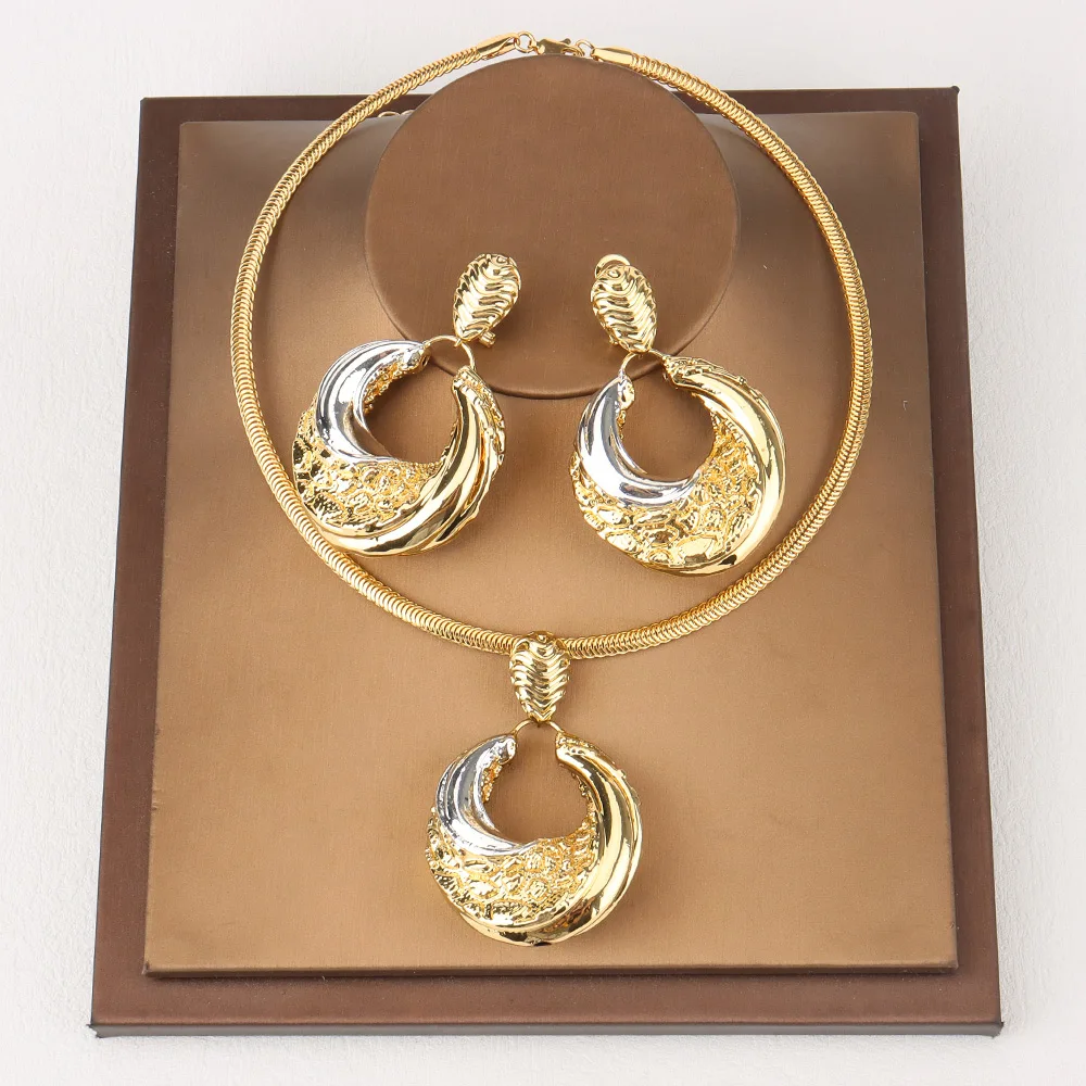 

Fashion Women Classic Jewelry Set Dubai African Necklace Earrings Jewelry Sets Gold Color Wedding Bridal Party Anniversary Gift