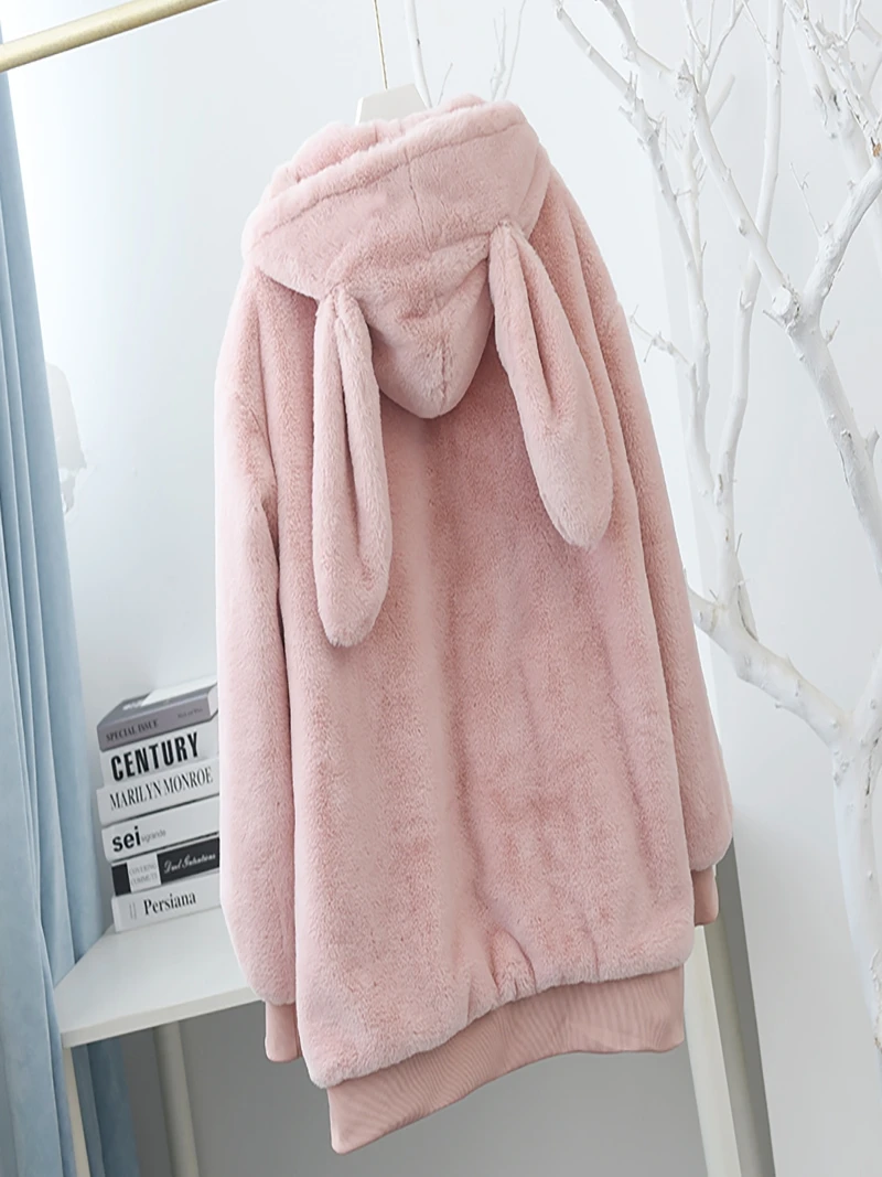 Winter New Faux Rabbit Fur Plush Coat Female Thickened Fleece Hooded Fur Cute Fashion Fur Coat