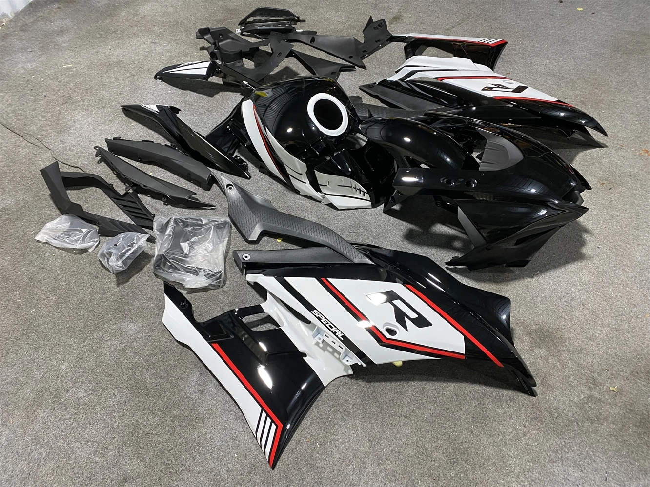 Комплект обтекателей для мотоцикла Yamaha R25 19 2021 22 23 года R3 2019 2020 2022 2023 обтекатель