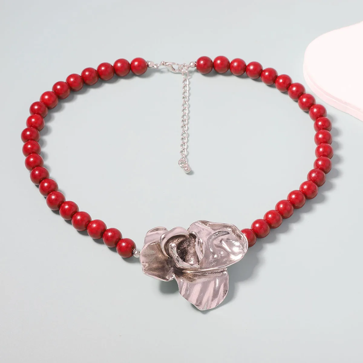 Цепочка-чокер ZAA с бусинами и металлическими цветами для женщин