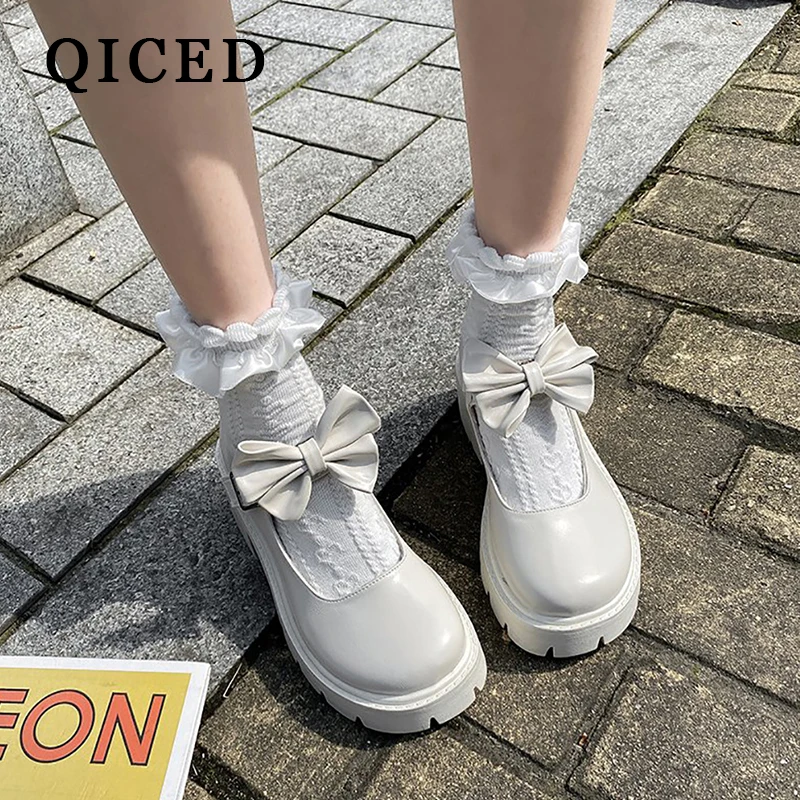 2022 Lolita shoes Japanese retro girls platform shoes casual banquet outdoor college students 40 yards fashion round head zapato