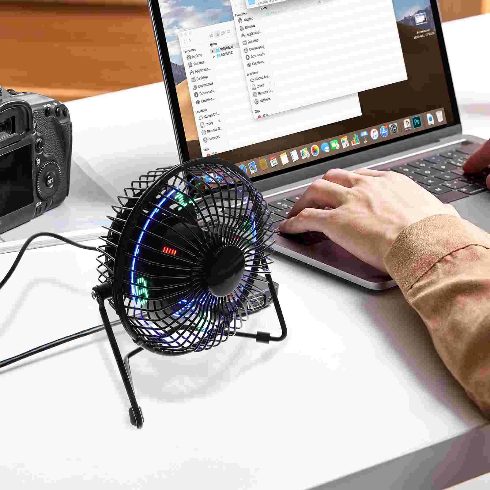 

Mini Desktop USB LED Clock Cooling Fan Portable Metal Build in Message Temperature Display Fan for Home and Office