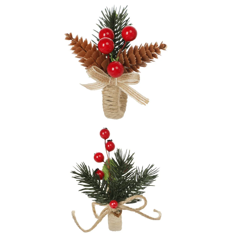 

2pcs Christmas Design Chic Napkin Buckles Christmas Napkin Rings Table Supplies