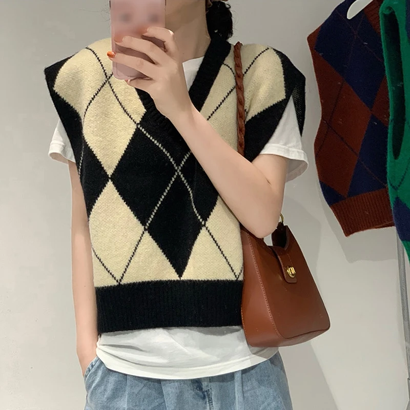 

Женский вязаный клетчатый свитер с узором ромбиками, винтажный пуловер без рукавов с V-образным вырезом в Корейском стиле, свободные топы 2023, 28814