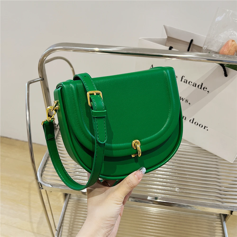 

Summer Semicircle Saddle Small Shoulder Crossbody Bags For Women New 2022 Trend Fashion Lock Design High Quality Ladies Handbags