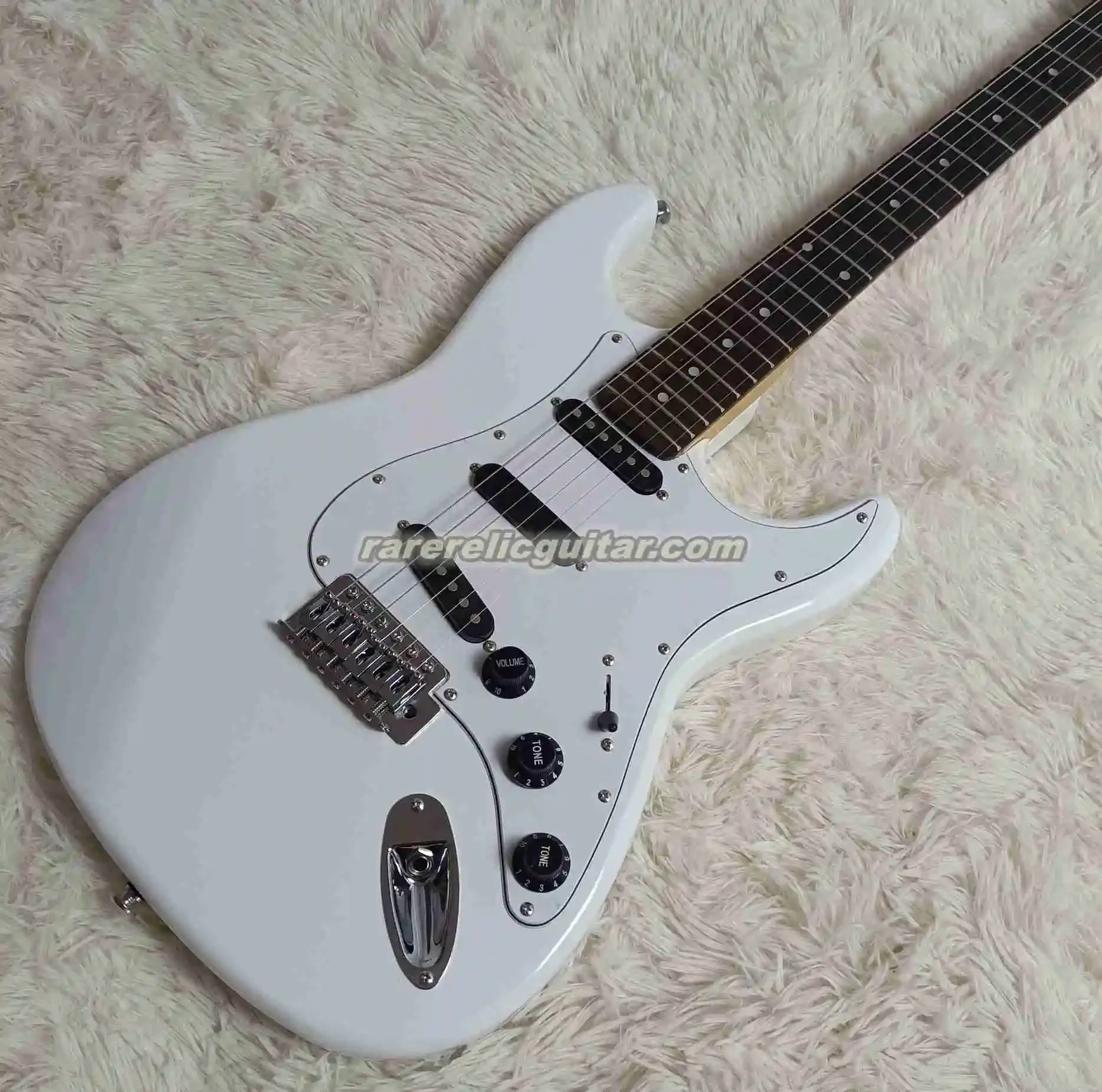 В наличии Blackmore кремовая белая электрическая гитара фестончатая доска из