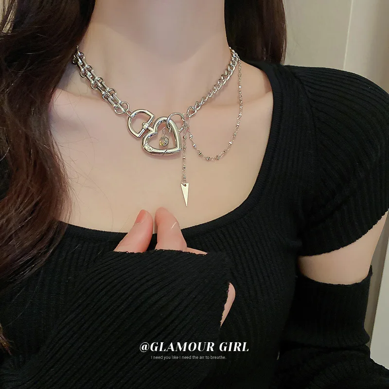 

Minar Punk Hip Hop Hollow Out Love Heart Pendant Necklace for Women Silver Color Chunky Link Chain Asymmetric Chokers Necklaces