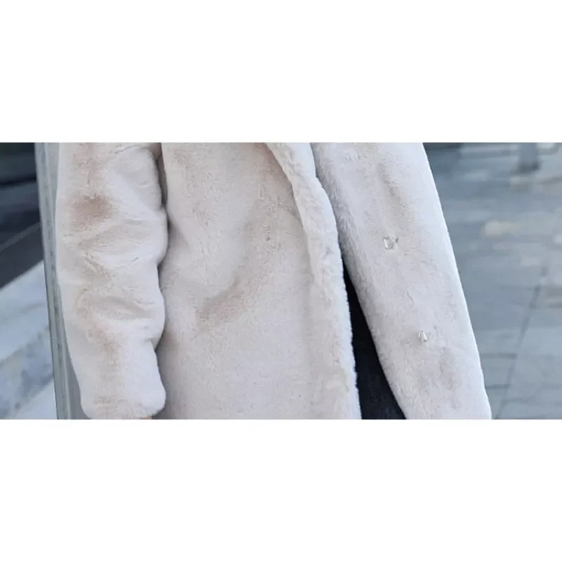 New2022 New Autumn Winter Soft Plush Faux Fur Jacket Women New Elegant Warm Thick Fur Outerwear B025