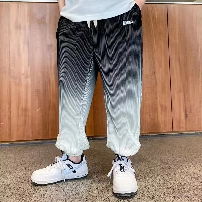 

Новинка 2022, летние штаны для мальчиков, Корейская версия, трендовые универсальные свободные облегающие леггинсы, спортивные брюки, Брендовые повседневные спортивные штаны