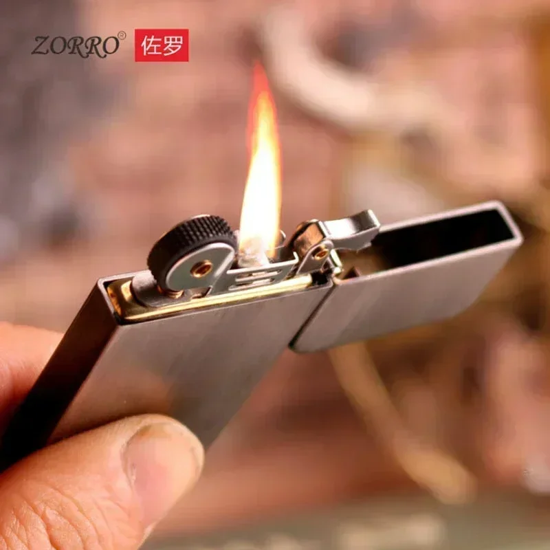 Фото Ветрозащитная ультратонкая металлическая зажигалка Zorro из чистой меди, винтажная, с гравировкой, для керосина, мужские аксессуары для курения, гаджеты №1